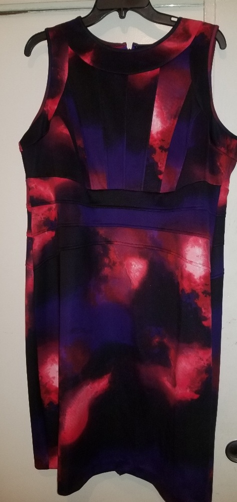 Sleeveless multicolored dress